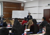 乐山市举办2017年企业名家系列培训之“移动互联网时代商业新思维及变革领导力”专题讲座