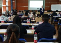 学习管理沟通 提高谈判技巧 ——2017年乐山市市级部门干部自主选学暨专家大讲堂开启第二十一课