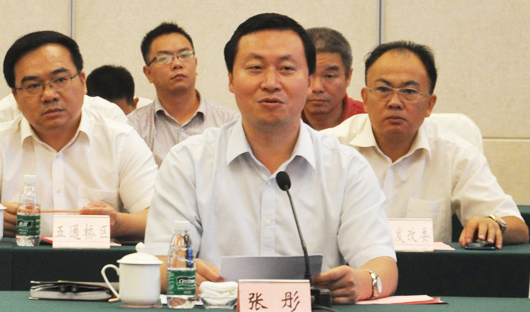 我市举行重大产业项目正式签约仪式