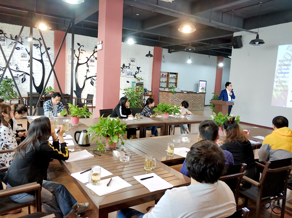 我中心走进高新区孵化园开展公司法务制度及知识产权保护专题培训
