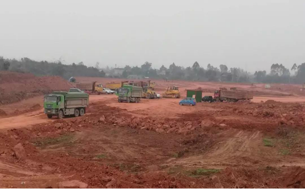 市工业集中区在建重大产业项目复工率100%！